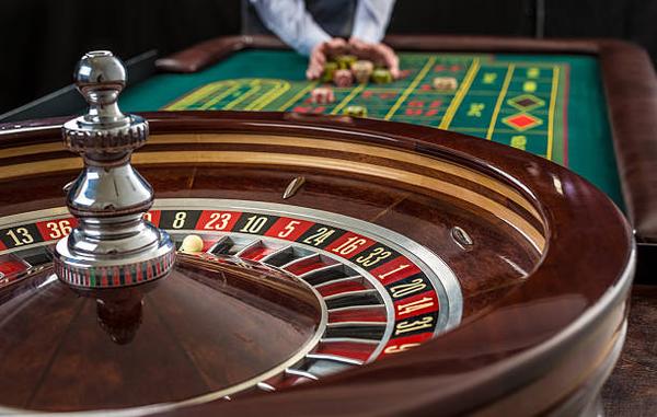 Casino Dubai: 5 Details to Check About Age Verification